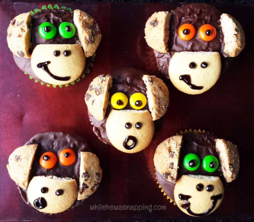 Cute and Simple Monkey Cupcakes Anyone Can Make | While He Was Napping